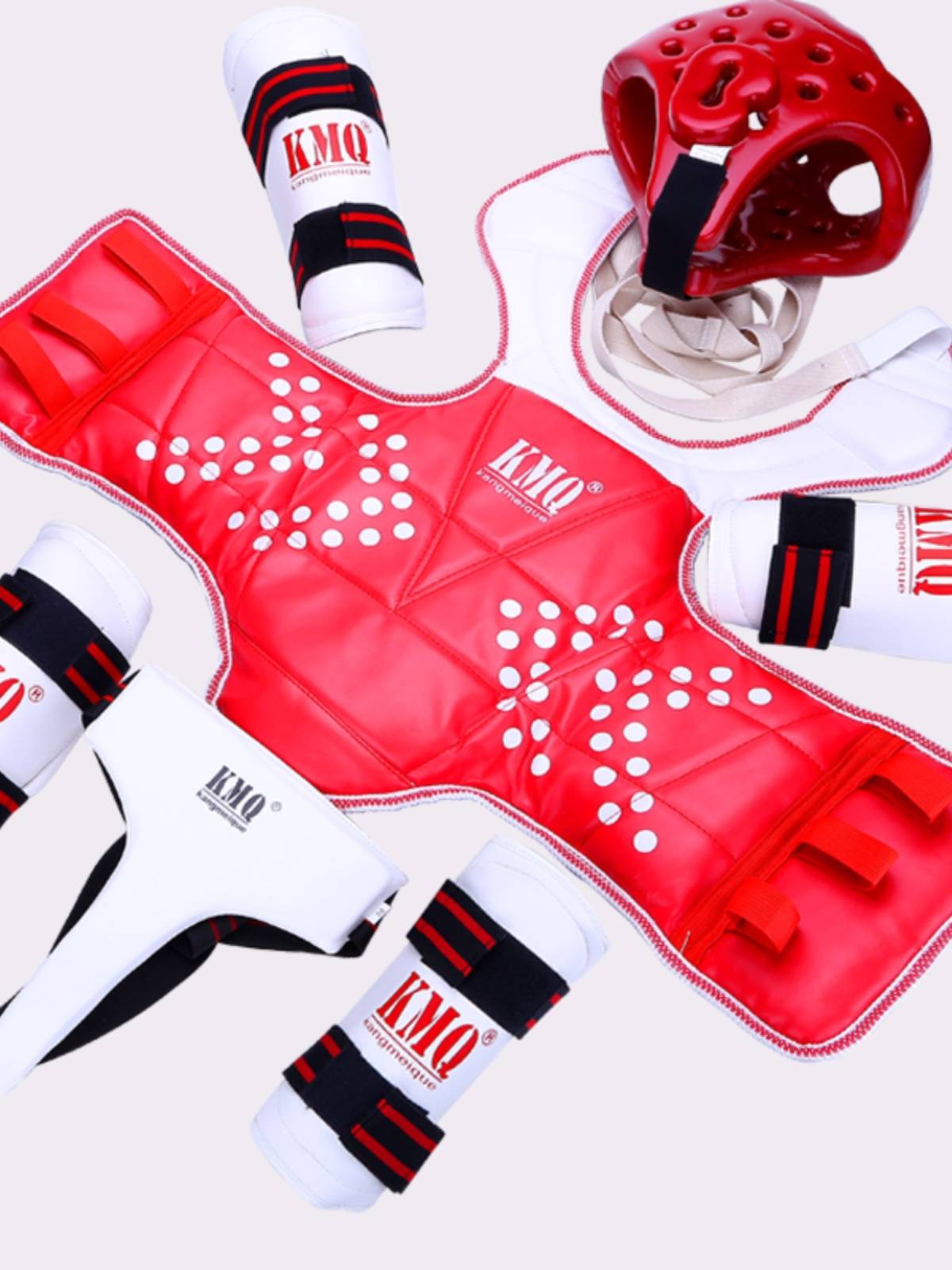 Five sets of taekwondo protections, a full set of children's taekwondo protections, and a thick adult pack