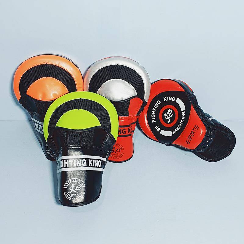 Boxer target thickened Wuzun hand target taekwondo martial arts fighter target strengthens wrist protection hand target