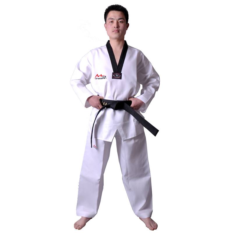 taekwondo wears an adult ads training costume