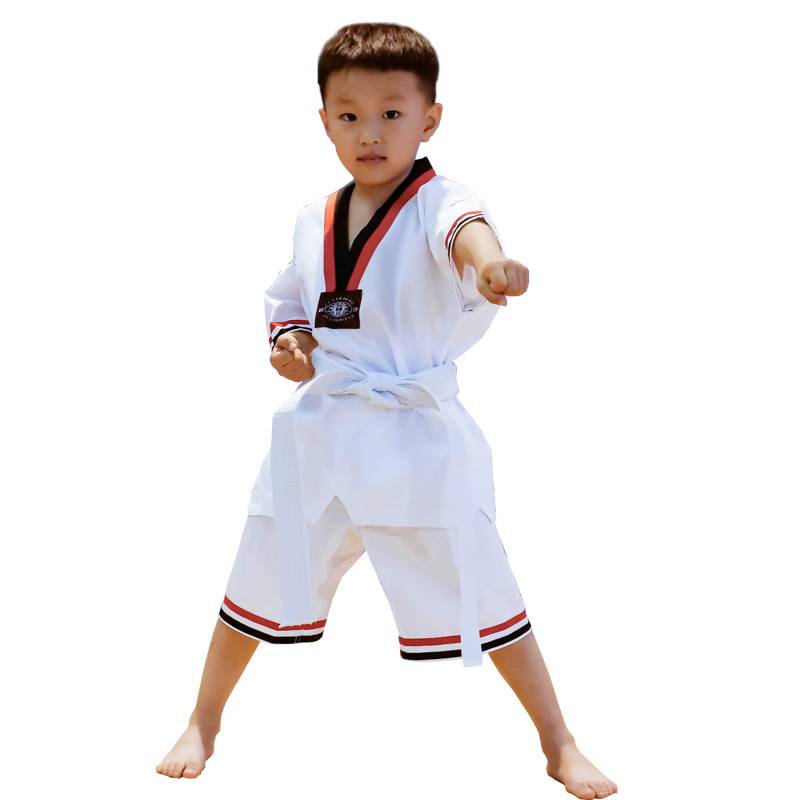 The first thongs can be embroidered for children dressed in taekwondo