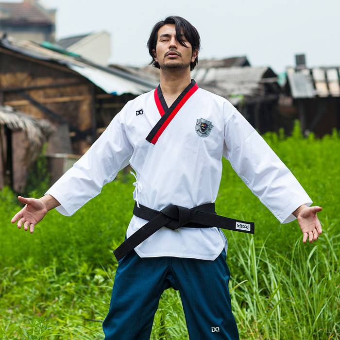 Taekwondo dress for adult boys and girls