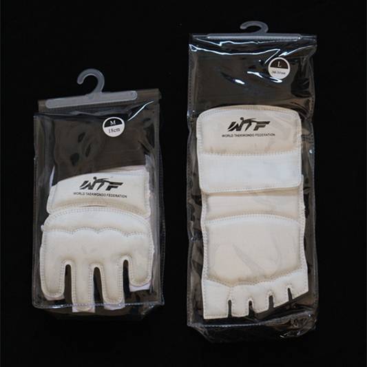 Tekwondo for foot-to-foot-to-back adult training competition for children with thick taekwondo for foot protection