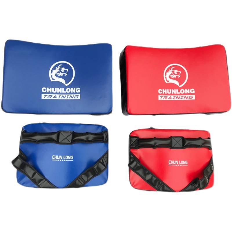 Taekwondo children adult Iranian target arc-shaped foot, side by side, kick a leg target, kick a foot target