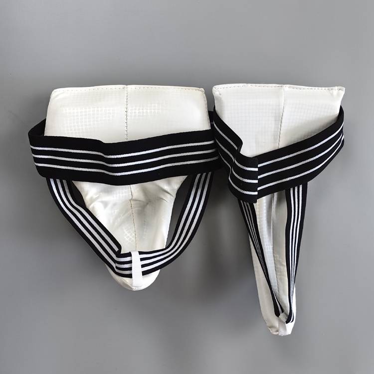 Taekwondo Man's Full Game-style Combat Kit for Female Female Adults