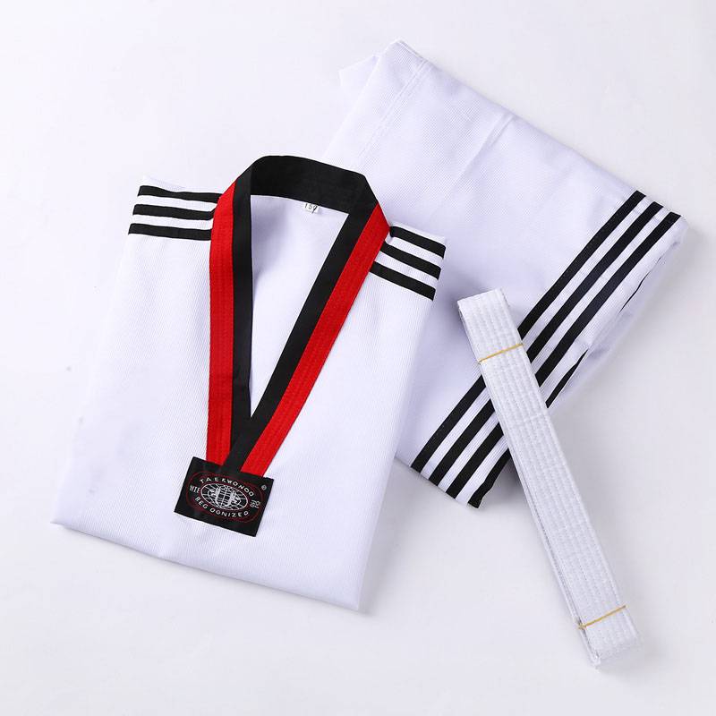 Taekwondo wears an adult trainer for child-ordered clothes for black and red winter long sleeves