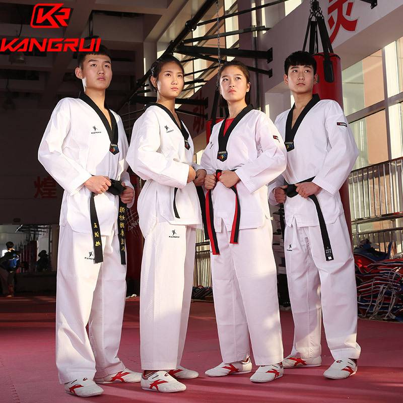 Taekwondo, an adult child's full-thong thong-style training dress for men and women, and boxing beginners' long-summer sleeves