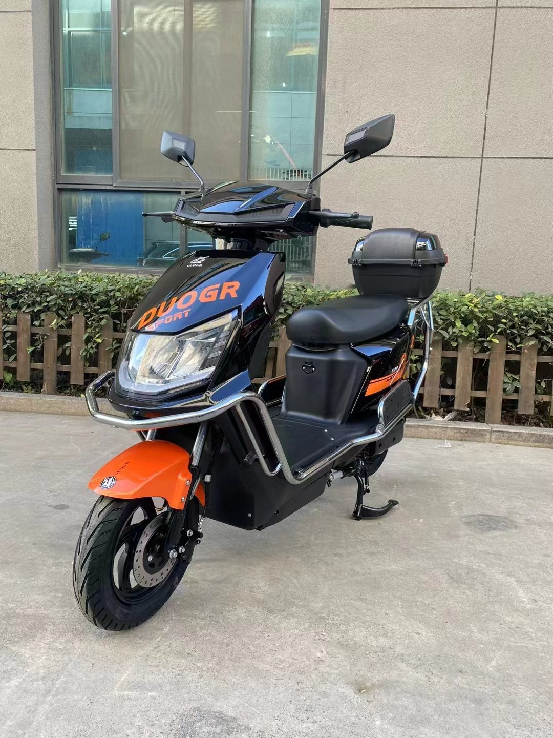 Electric scooter manufacturer 2000w motorbike electric hot sale motor scooter adults
