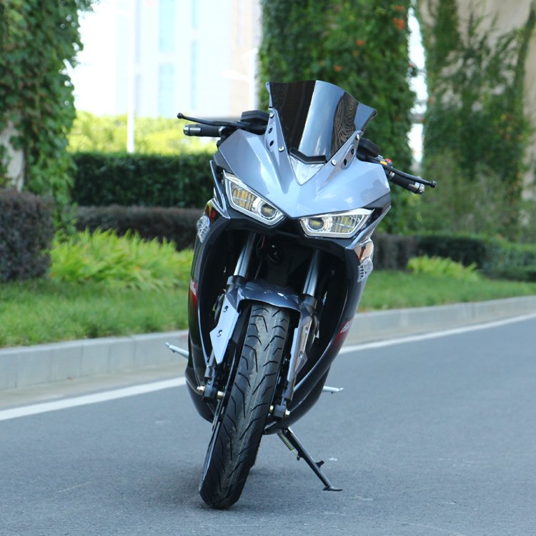 Factory Direct Price 3000W-8000W High Speed Powerful 110 km/h Racing Adult Electric Motorcycle