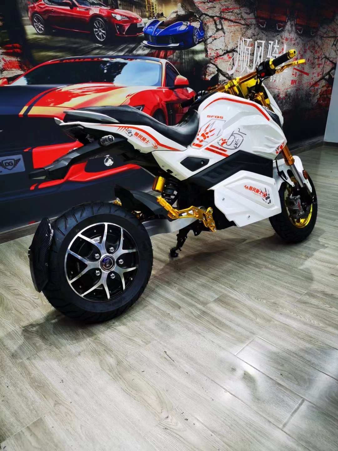 Factory Sale Direct Cheap Electric Scooters Powerful Adult Sportbike 3kw Ckd Disc Brake Racing Kick Motorbike 2 Wheel Motorcycle