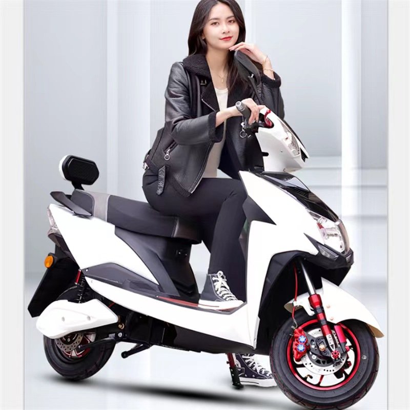 Wholesale High-Speed Electric Scooter 60V 20AH 1000w 1500w 2000w CKD Electric Motorcycle Pedals Disc Brake Cheaper Steel