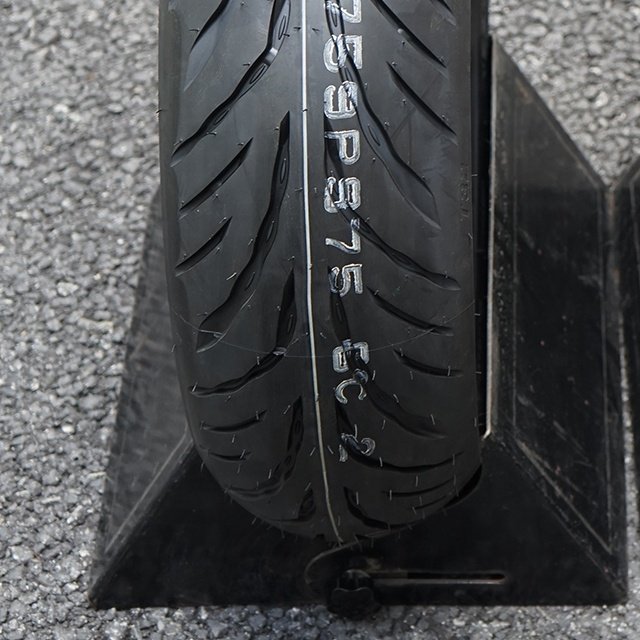 Motorcycle tire tread Battlax Sport Touring 110/80 R19 M/C and 160/60 ZR 17 M/C