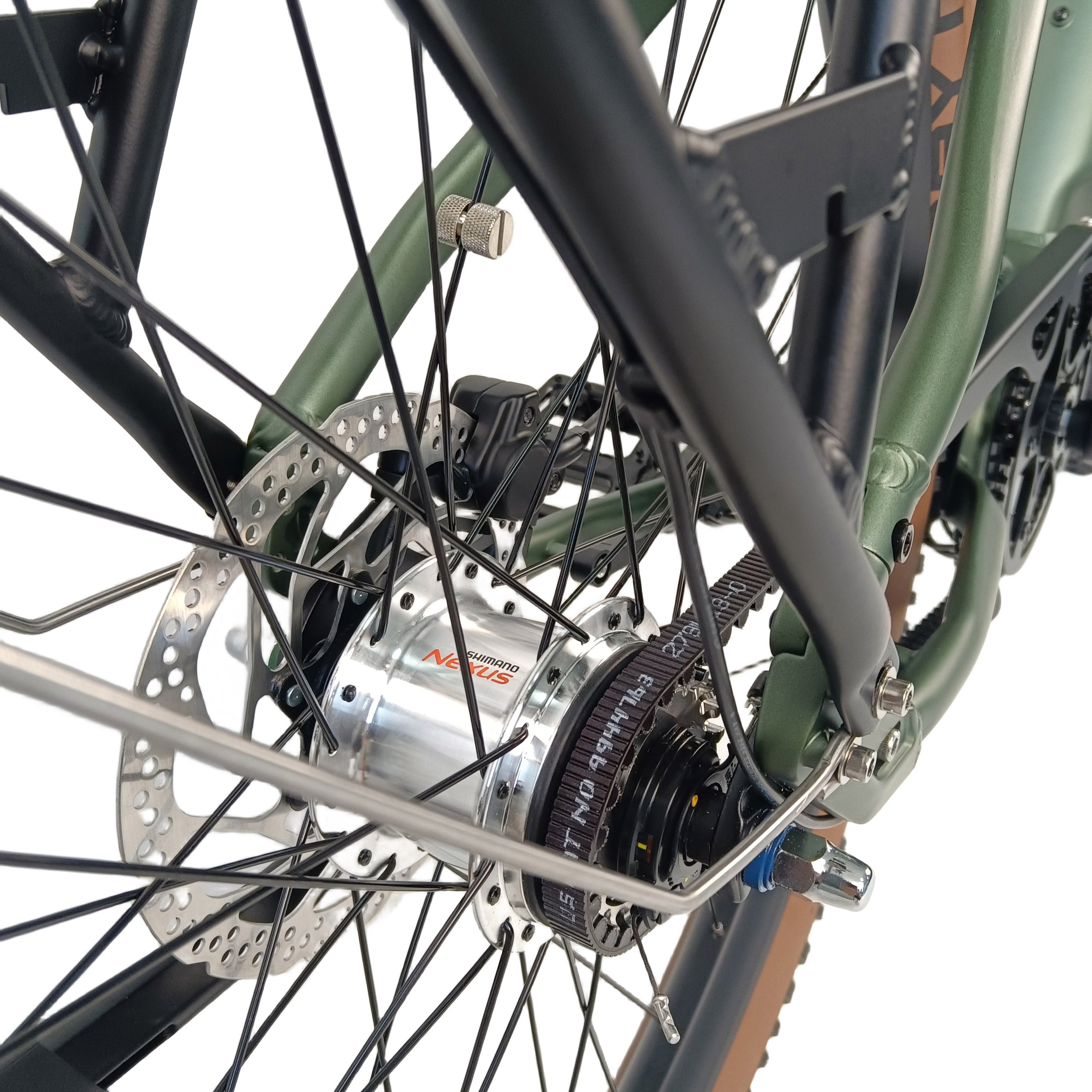 QUEEEN/New mid drive 700C 27.5 inch city e bike with gates belt drive and internal 7 gear hub road electric bicycle mid motor 15