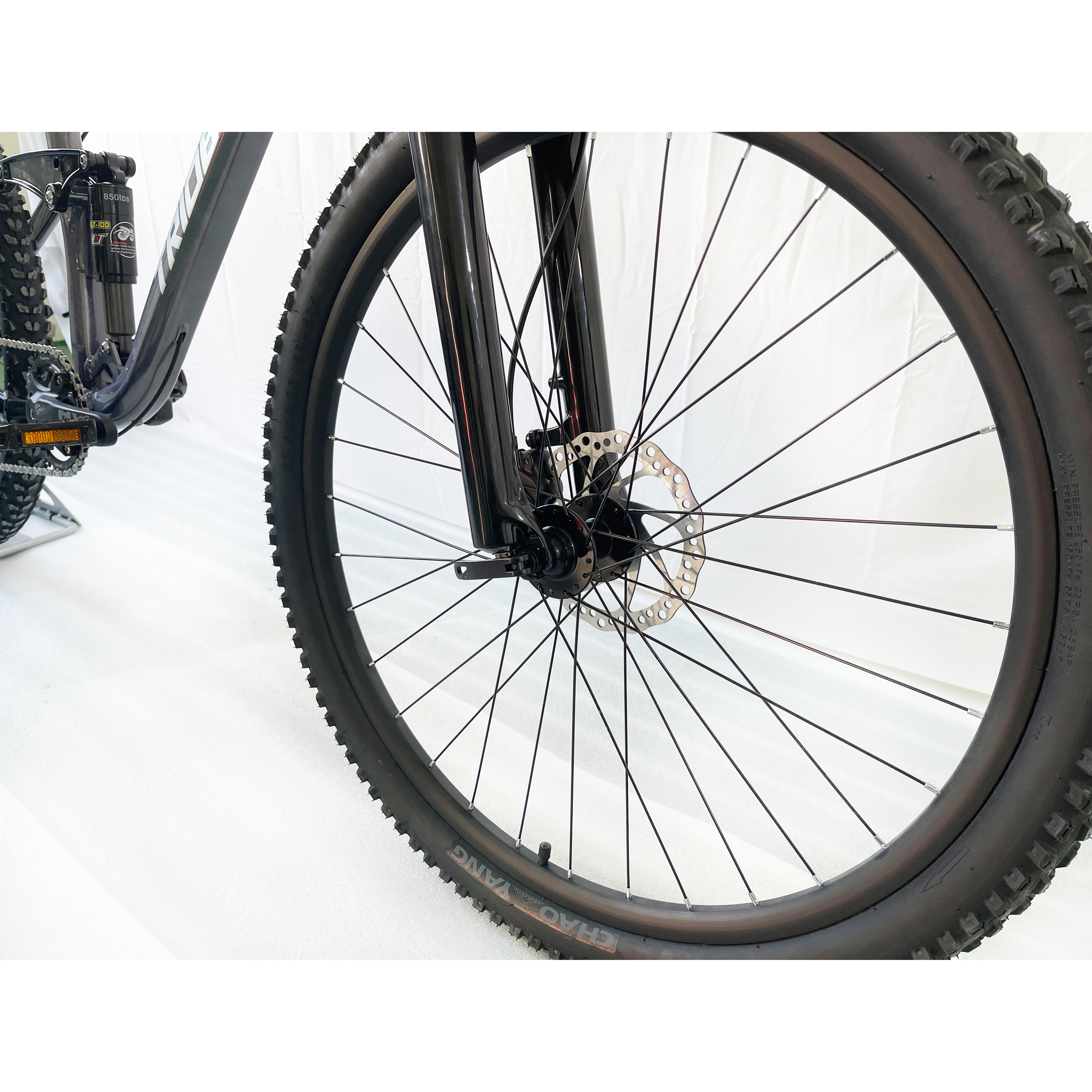 Trioblade 27.5 aluminium alloy frame 10s hydraulic disc brake rear shock downhill mountain bike