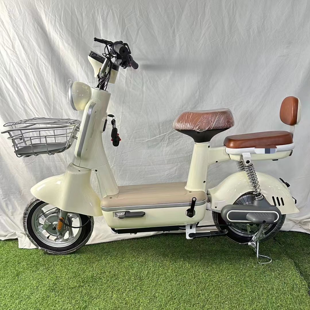 New Fashion Electric City Bike 350w Light Electric Bike 48v 500W Small Household 2 Wheel Moped Scooter E Cargo Bike for Adults