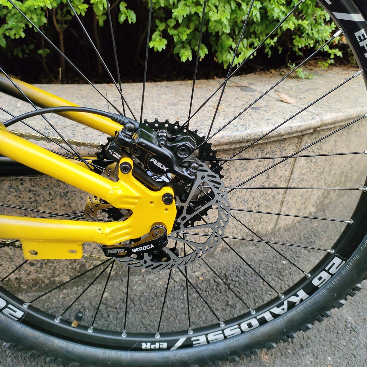 7 Bearings Hubs 11 Speed AM/XC Bike Air Front Fork Bicycle Hydraulic Brakes Mountain Bicycle Bike