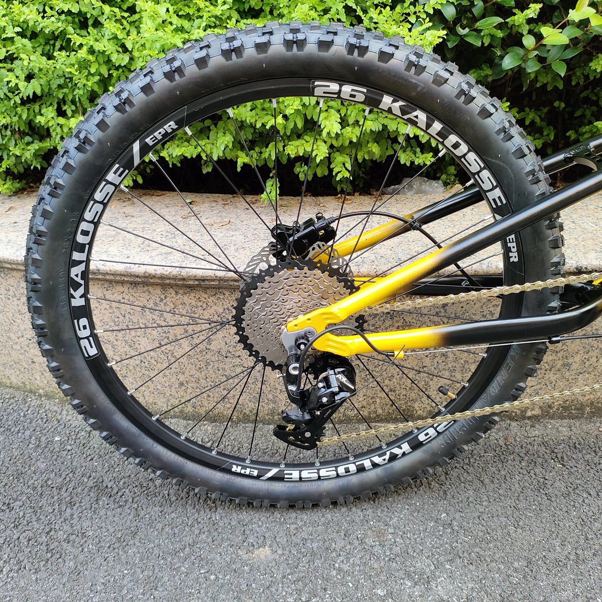 7 Bearings Hubs 11 Speed AM/XC Bike Air Front Fork Bicycle Hydraulic Brakes Mountain Bicycle Bike