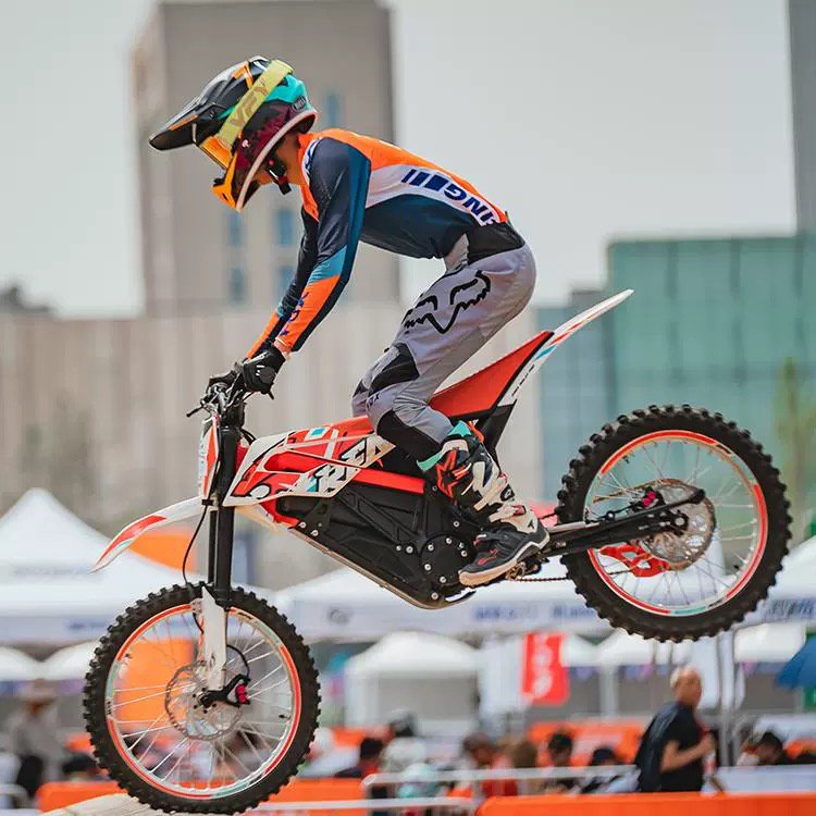 Electric bike Apollo RFN Ares Competition 12500W Motor Electric mountain bike