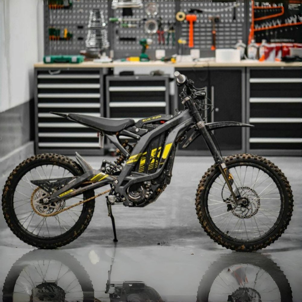 2024 China Original Edition suron 6000w 40Ah Powerful Electric Offroad Dirt Bike For Adult