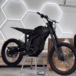 8000W