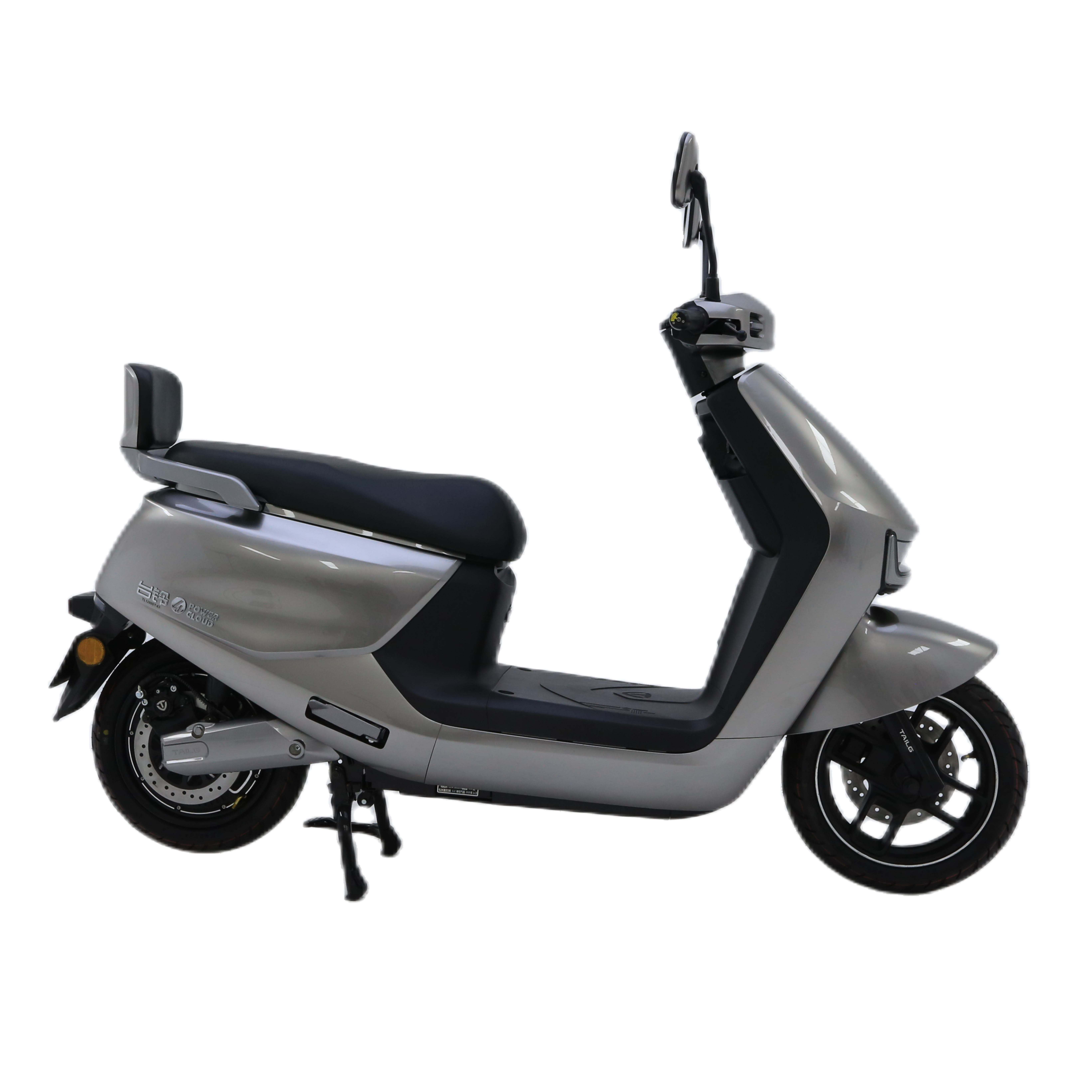 Chinese On Sale Powerful 1600W 2000W Adult Electric Moped Scooter With Lithium Battery Fat Tire Moped Electric Scooter For City