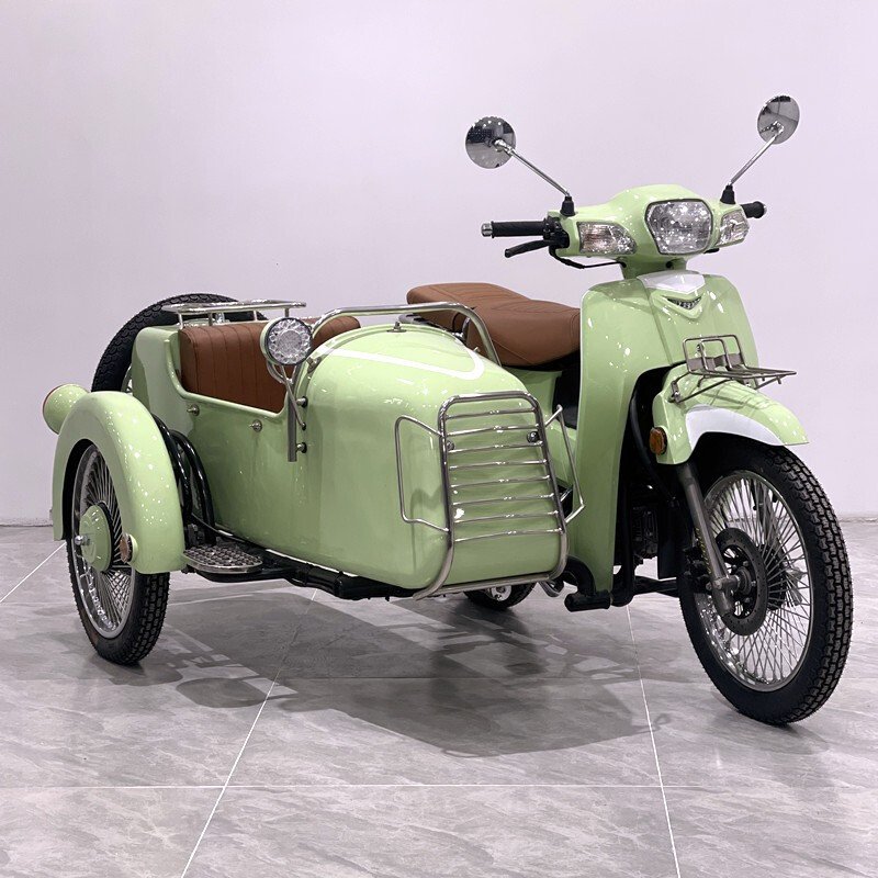 New Design Motorized Tricycles 200cc 250cc oil cooling Powerful 3 wheel motorcycle used for retail