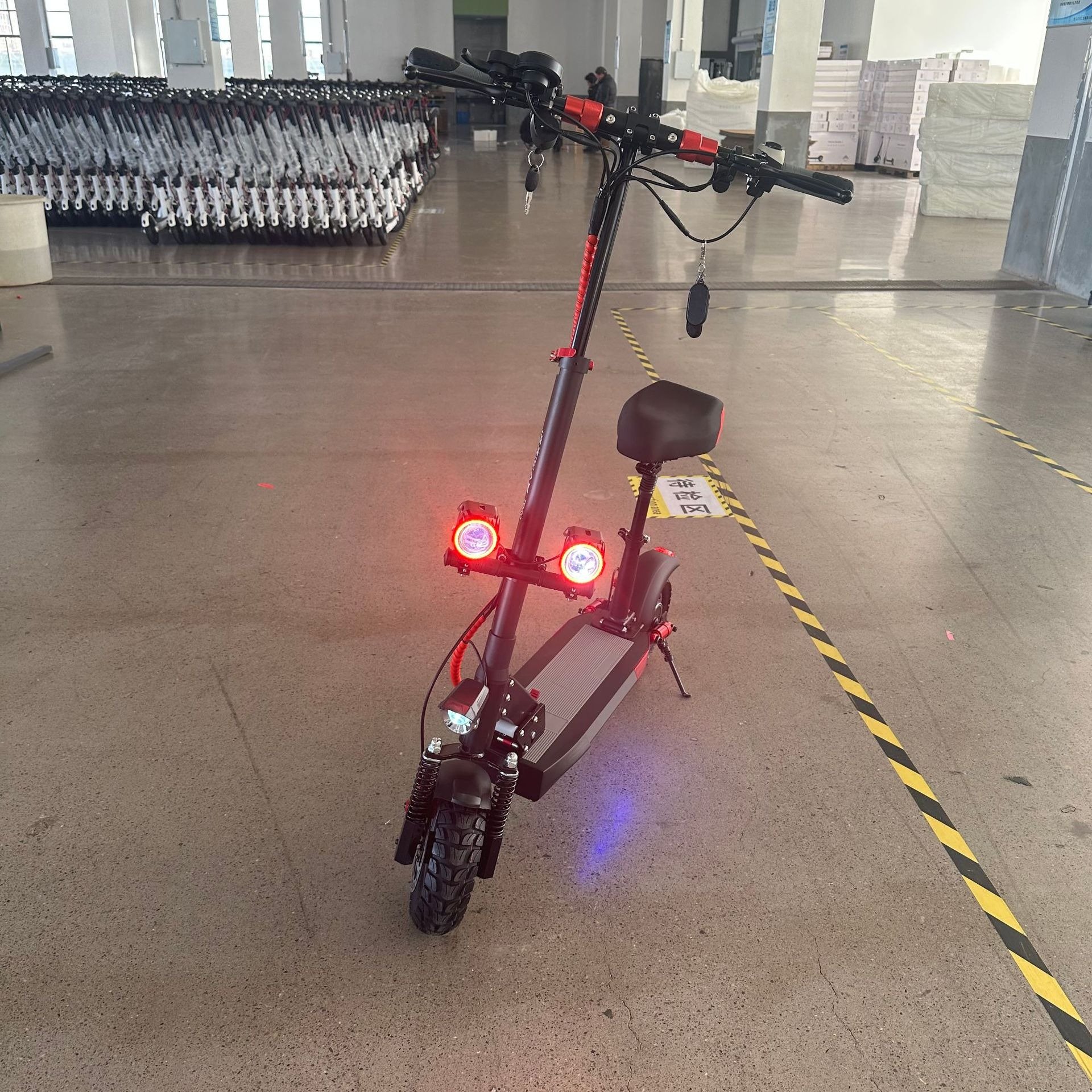 Euro Warehouse 48V 800W-1200W Folding Adult Electric Scooter Electric Scooter for Daily Use