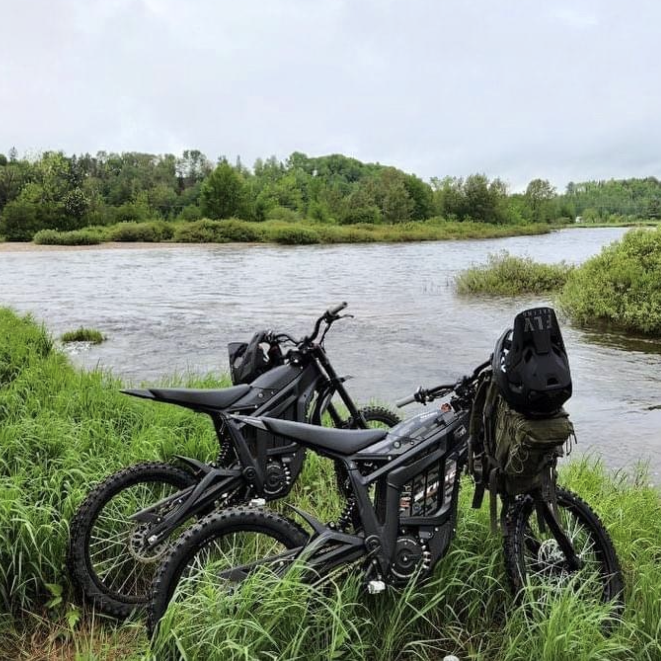 Talaria Sting RMX4 Electric Mountain Bike 60V 8000W Mid Drive Motor 45Ah Lithium Battery Central Motor for Dirt Riding