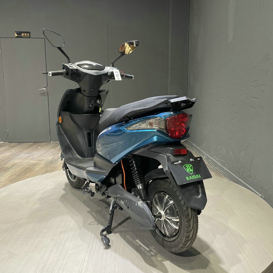 Best Selling Mobility Scooter Powerful Adult Motocross 1500w Ckd Dual Motor Electric Moto 2 Wheel Sportbike Ev Racing Motorcycle