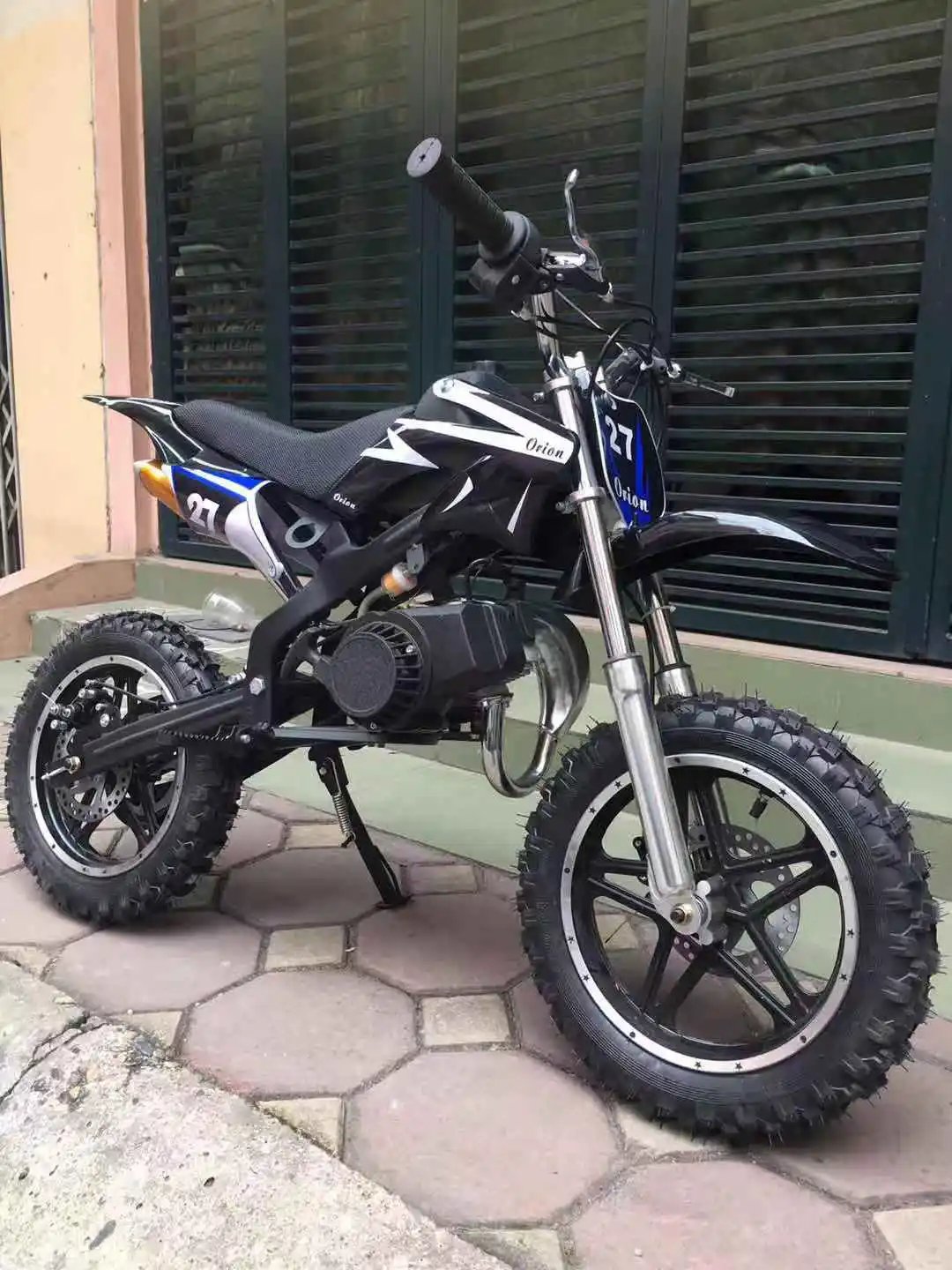 New Arrival Brush E Scooter Brush Motorized Scooter Brush Sportbike