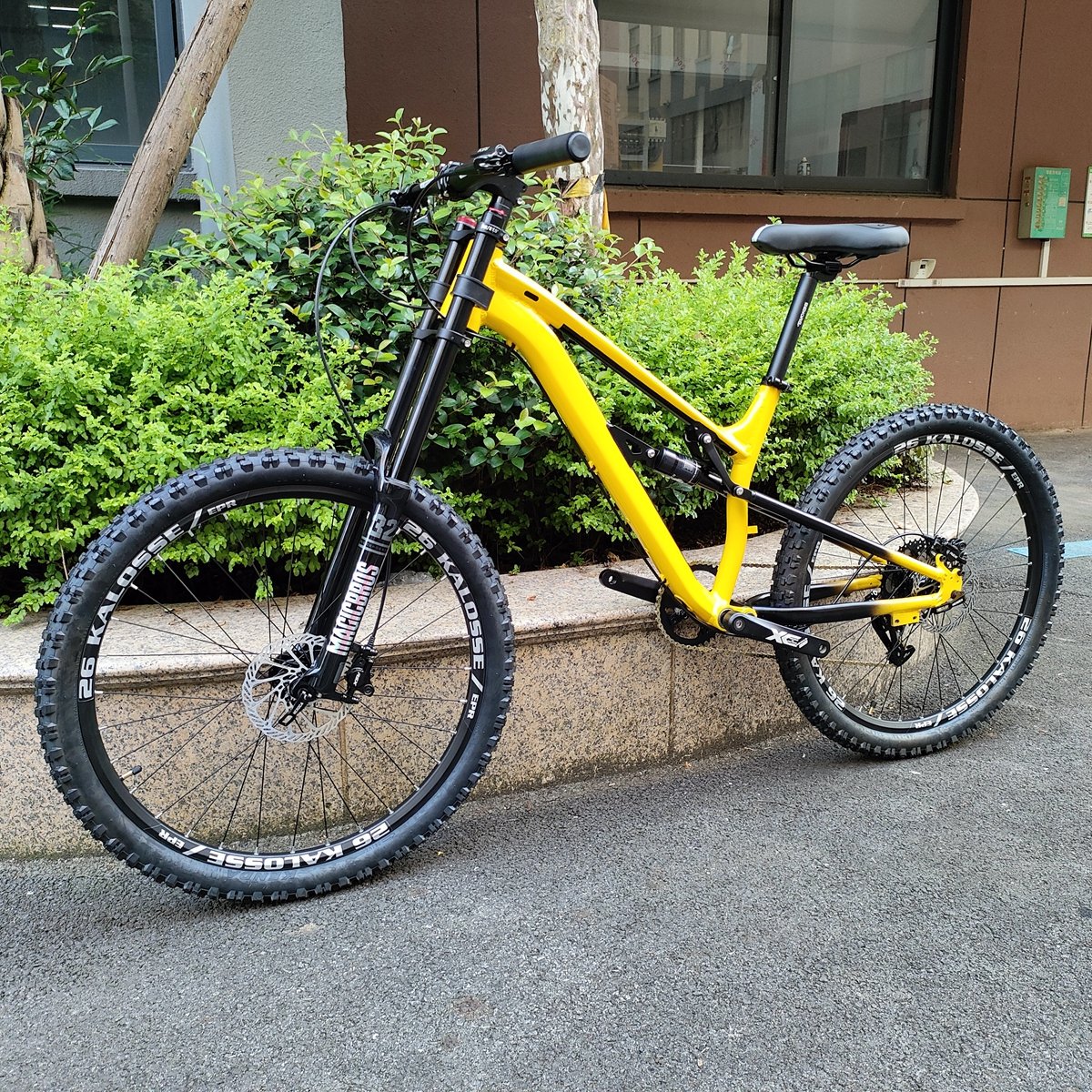 11 Speed Full Suspension Frame AM/XC Bike Air Front Fork Bicycle Hydraulic Brakes Mountain Bicycle Bike