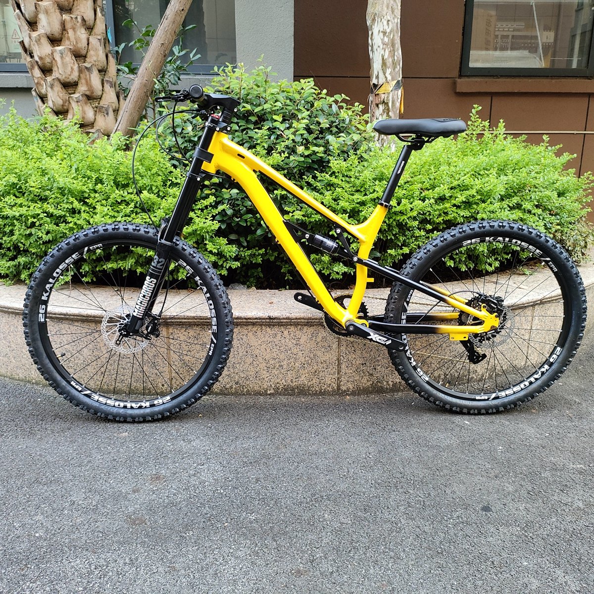 11 Speed Full Suspension Frame AM/XC Bike Air Front Fork Bicycle Hydraulic Brakes Mountain Bicycle Bike