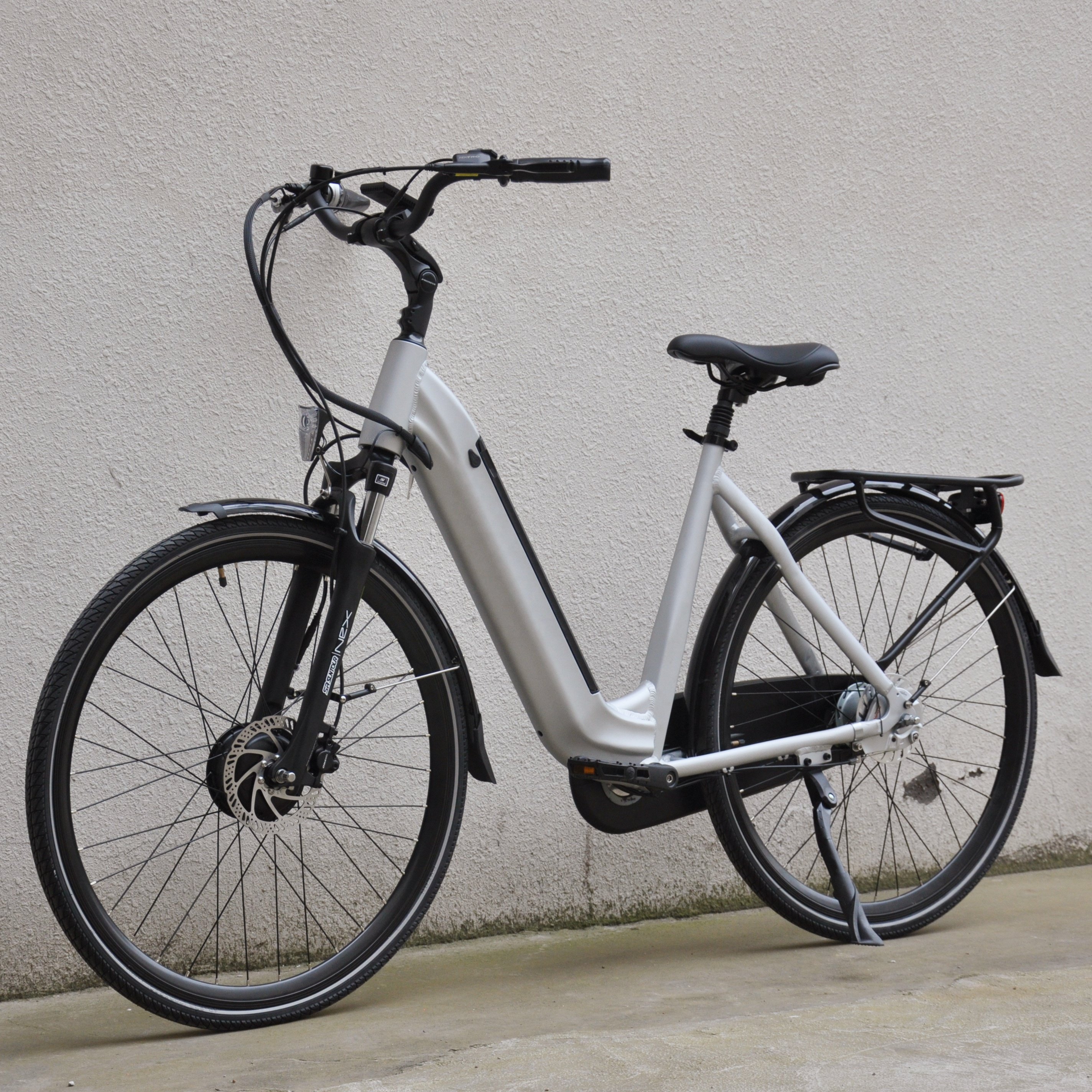 Hot Selling 8 Speeds Bafang M400 Mid Drive Motor City Electric Bikes Adults Two Wheels bicycle