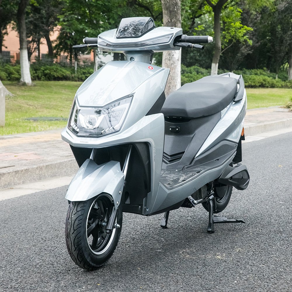 2024 factory retro moped best electr motorcycle 72v 1000w 2000w motorbike superbike sportbike electric motor cycle for adult