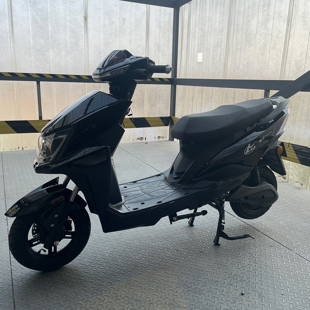 2024 factory retro moped best electr motorcycle 72v 1000w 2000w motorbike superbike sportbike electric motor cycle for adult