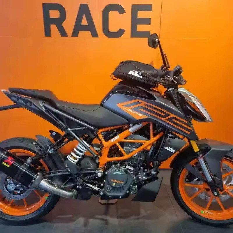 AVAILABLE IN STOCK FOR 2024 NEW KTM 125 DUKE 4 STROKE BIKES FOR SALE