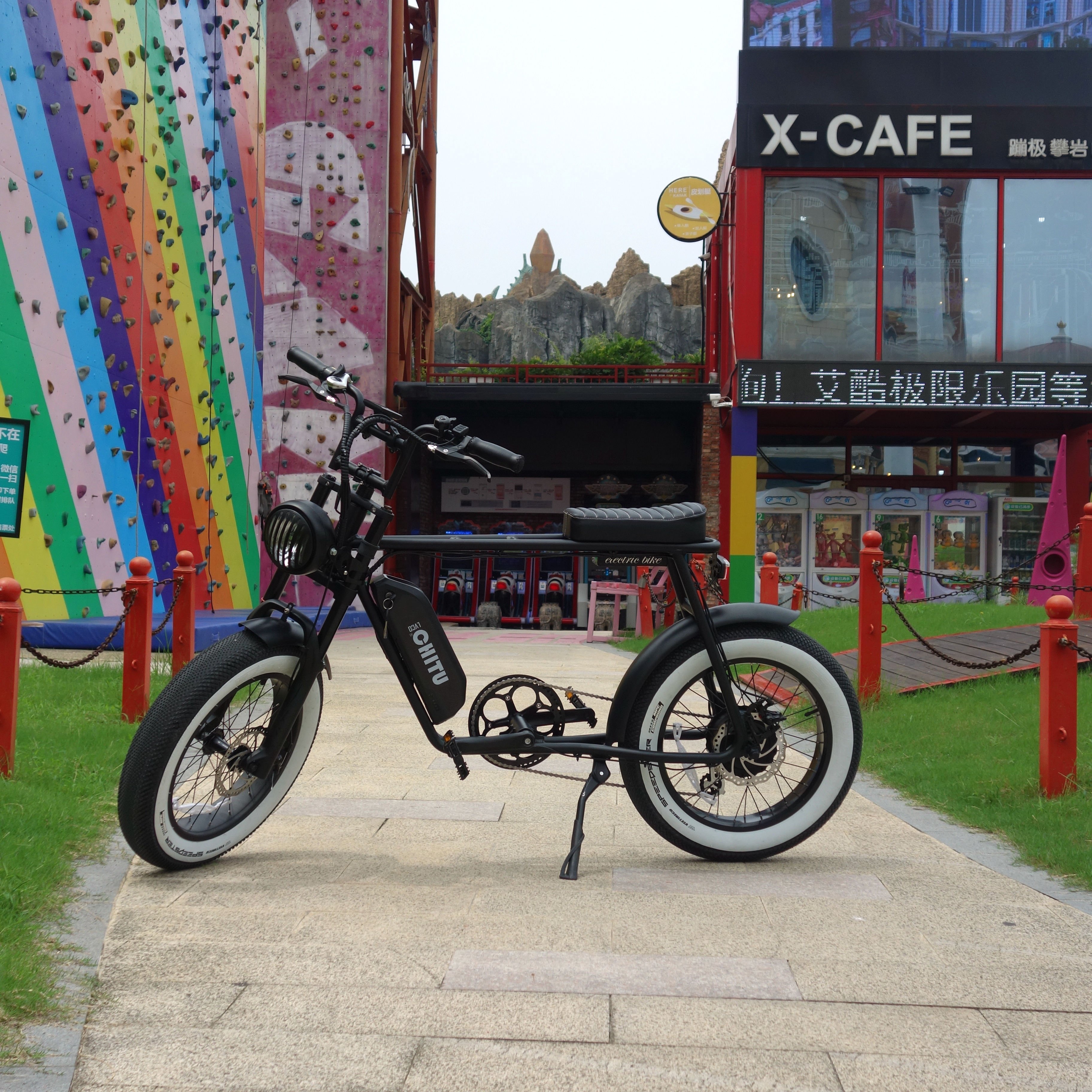 LVCO Customized Morden Style Road Electric City Bike 1000W Offroad Bicycle Battery Moped Ebike oem odm