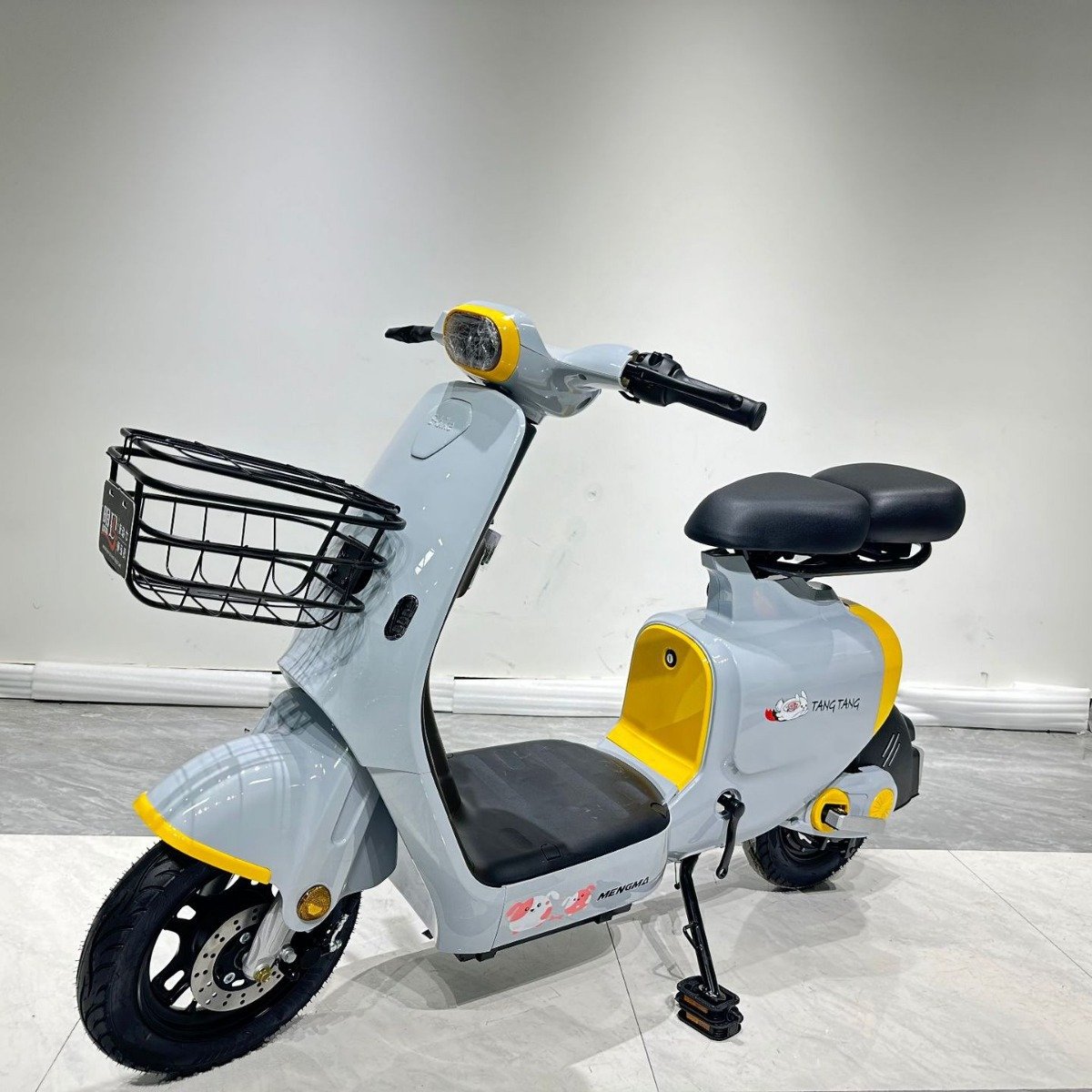 Electric Motorbikes for Adults V20 Pro Fatbike Cross Border 48v Smart Electronic Bike with down Tube Battery for City Use