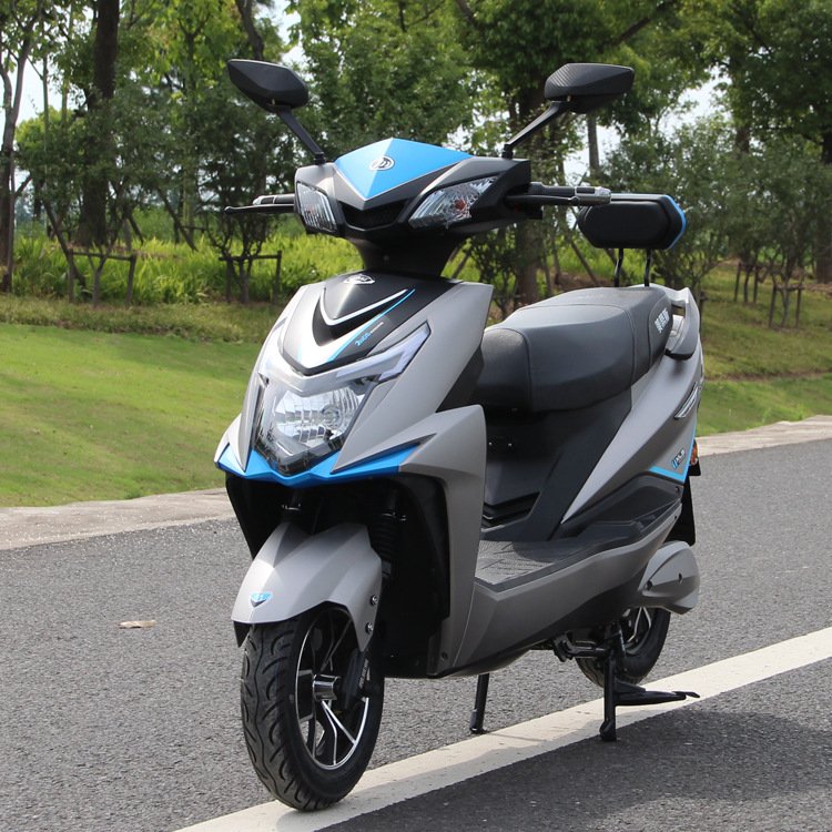 Chaohu EEC Chinese warehouse eec certificate two wheels electric scooter high speed electric motorcycle