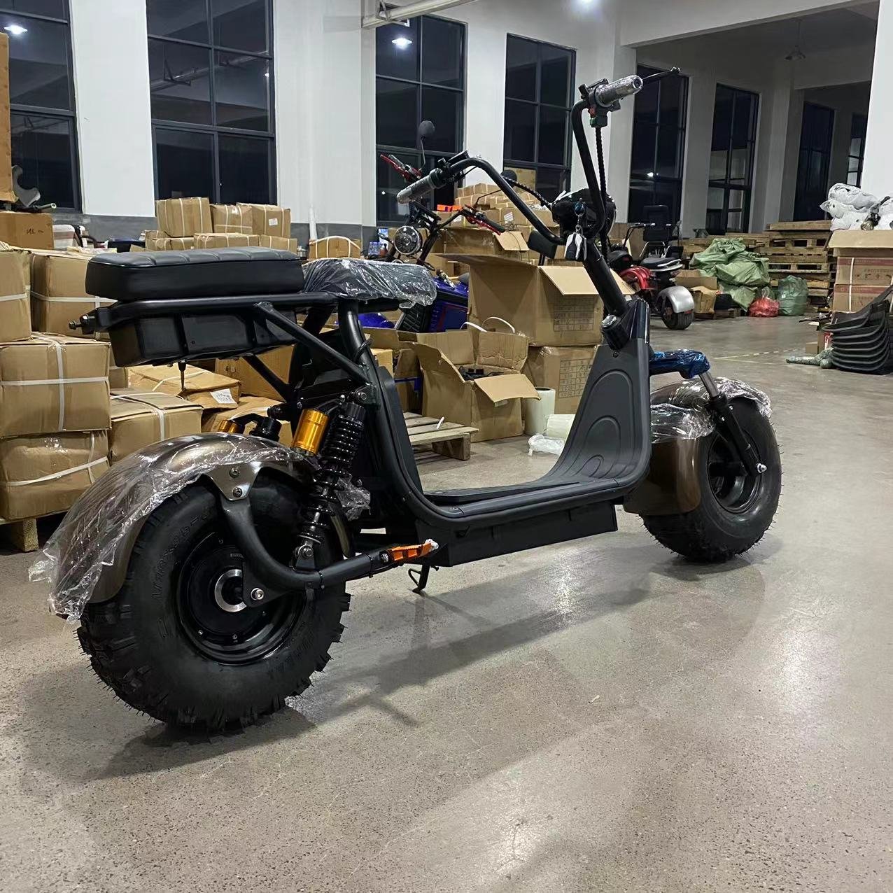 2024 Steel Frame Electric City Bike Electric Scooter Disc Brake 1000w 1500w 2000w Off Road Fat Tire Citycoco For Men And Women