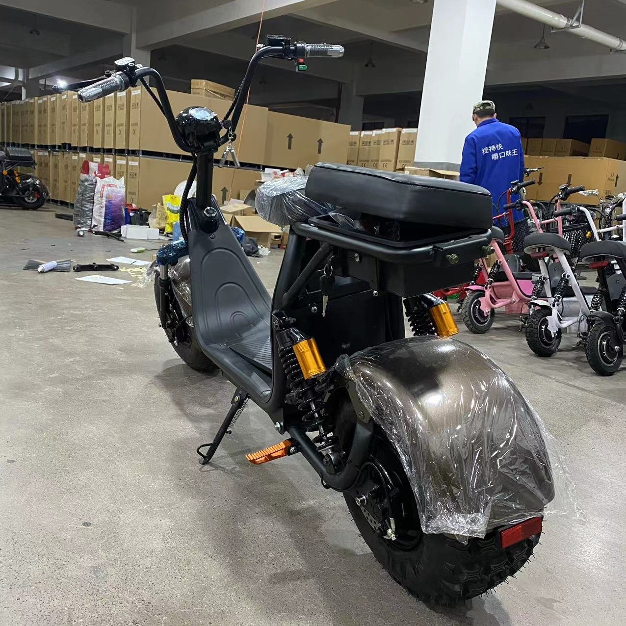2024 Steel Frame Electric City Bike Electric Scooter Disc Brake 1000w 1500w 2000w Off Road Fat Tire Citycoco For Men And Women