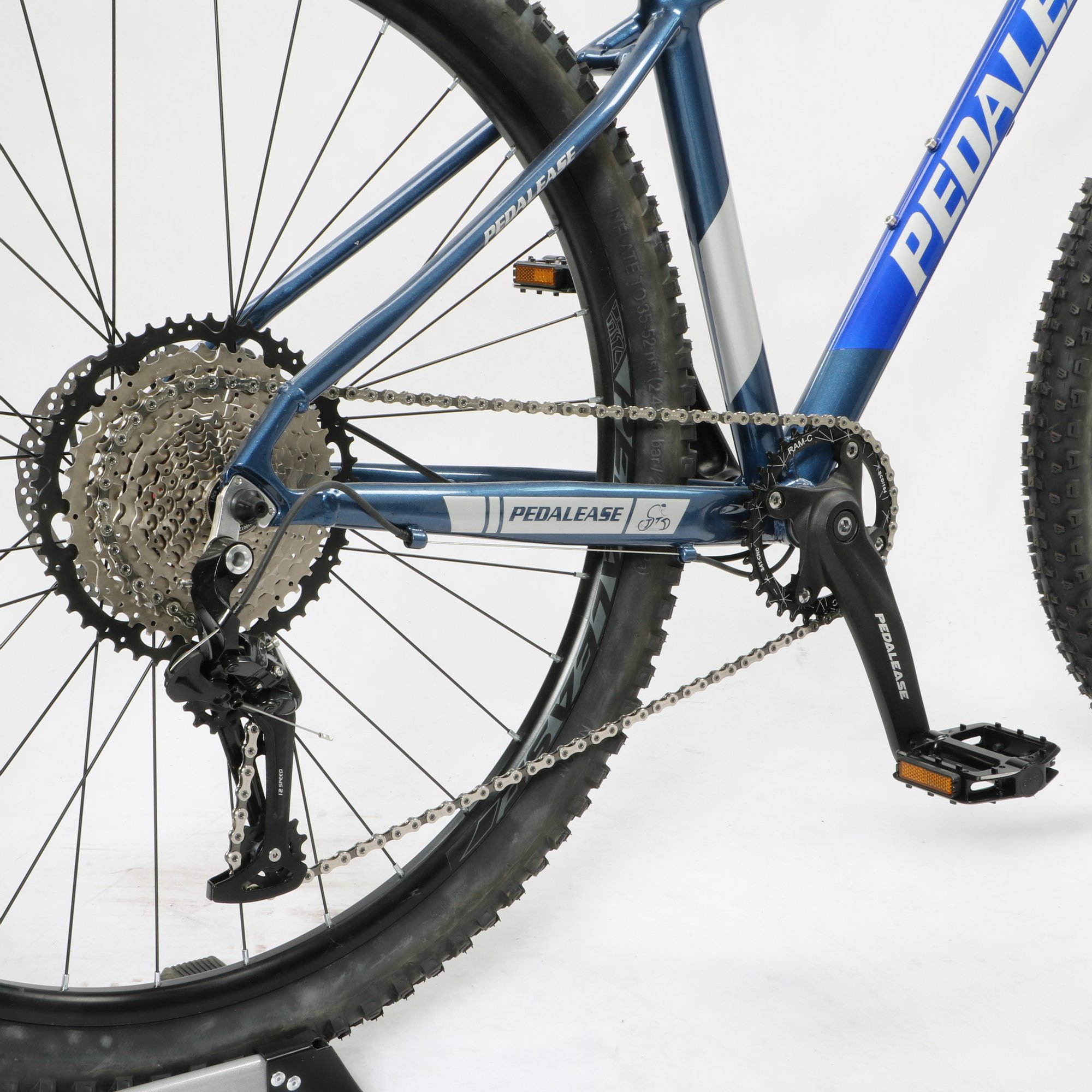 mountain bicycle factory offer 12 speed adult outdoor professional sport oil disc brake mountain bike