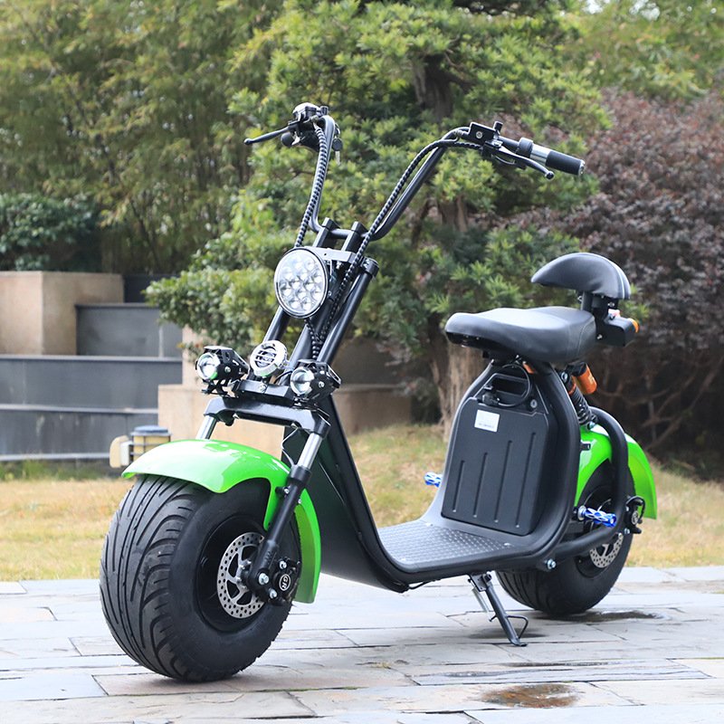 Hot Selling Best Quality 800W Citycoco Electric Scooter 2-Wheel Pro Model Self-Balancing Folding Features Fat Tire Battery Smart