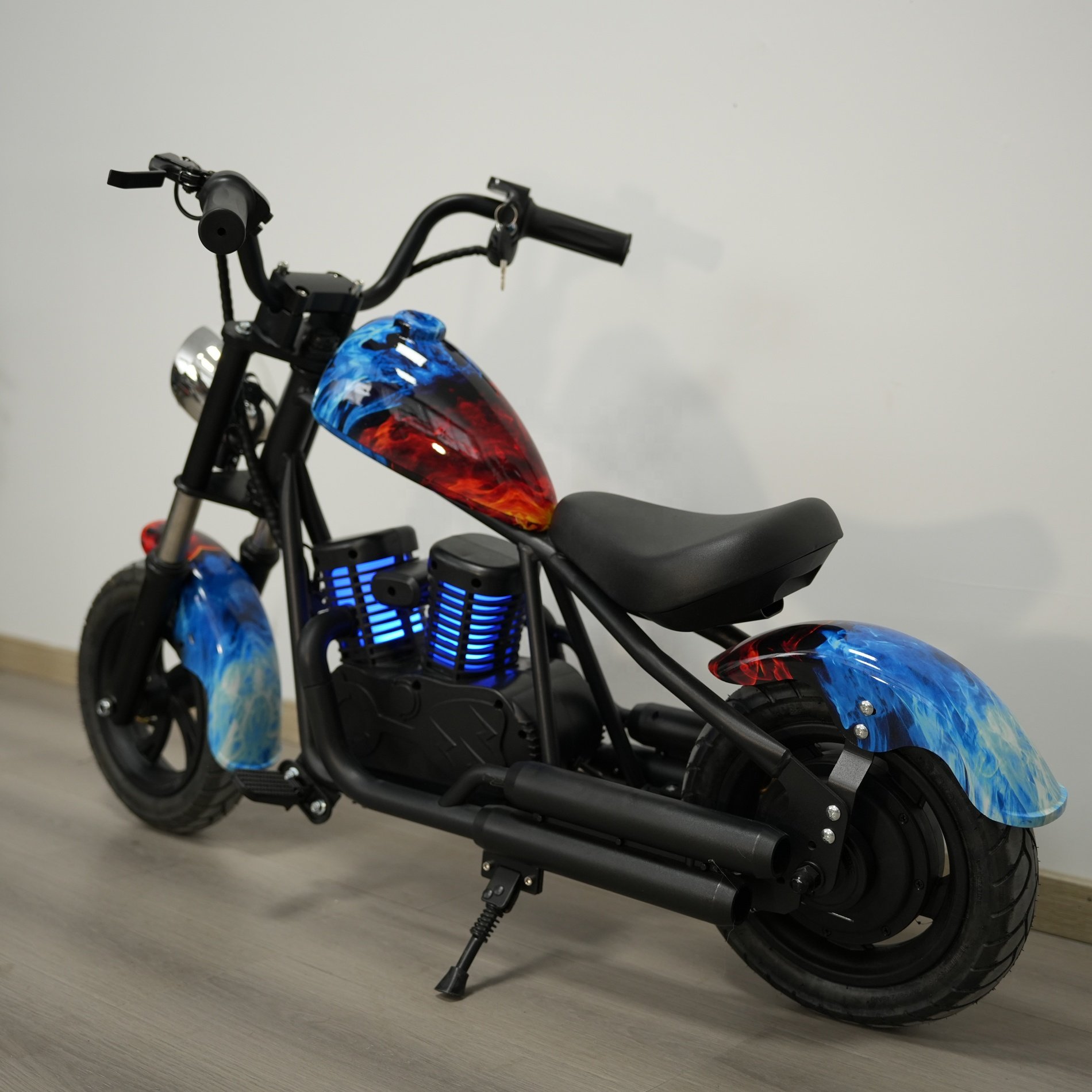 Factory Direct 24V200W Electric Motorcycles for Kids 6-7Km Range Citycoco Scooter for Children