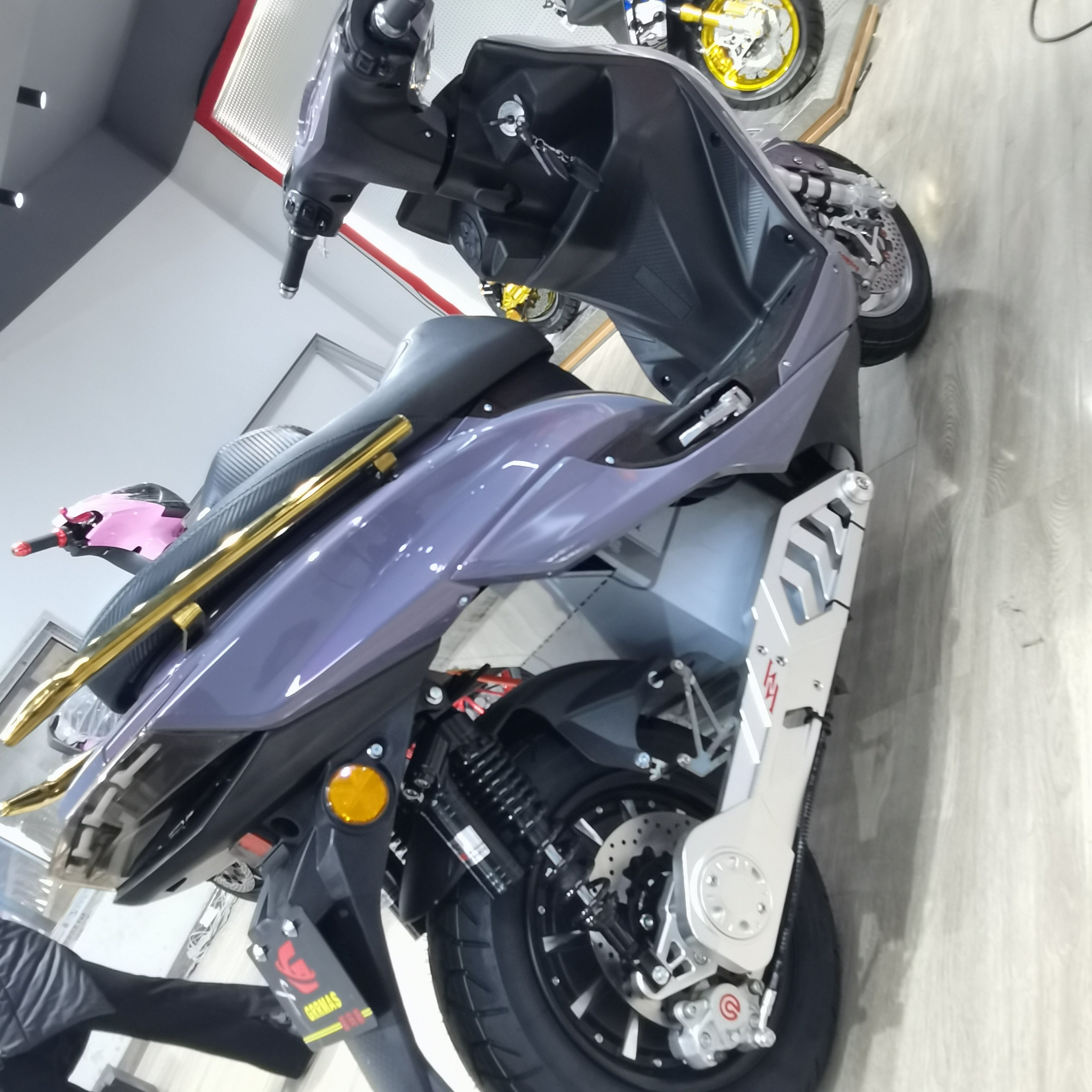 New Strong Sportbikes 1500w Ckd Dual Motor Elektro Scooters Powerful Adult Moped Long Range 2 Wheel Electric Motorcycle For Sale