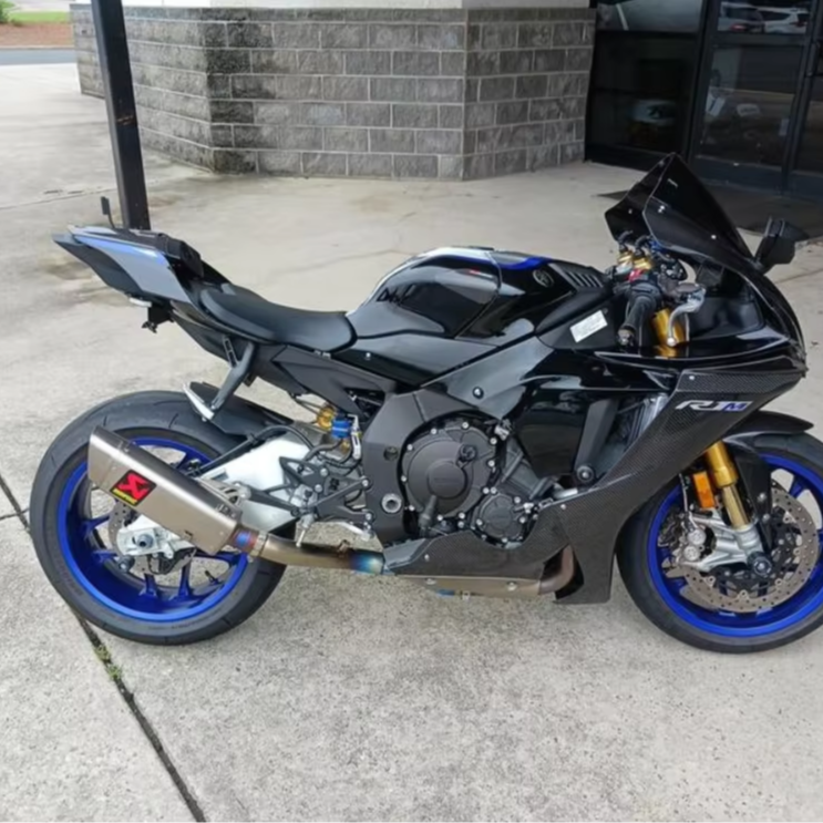 VIRTUOUS 2024 NEW Yamahas YZF-R1 (R 6) Sportbike