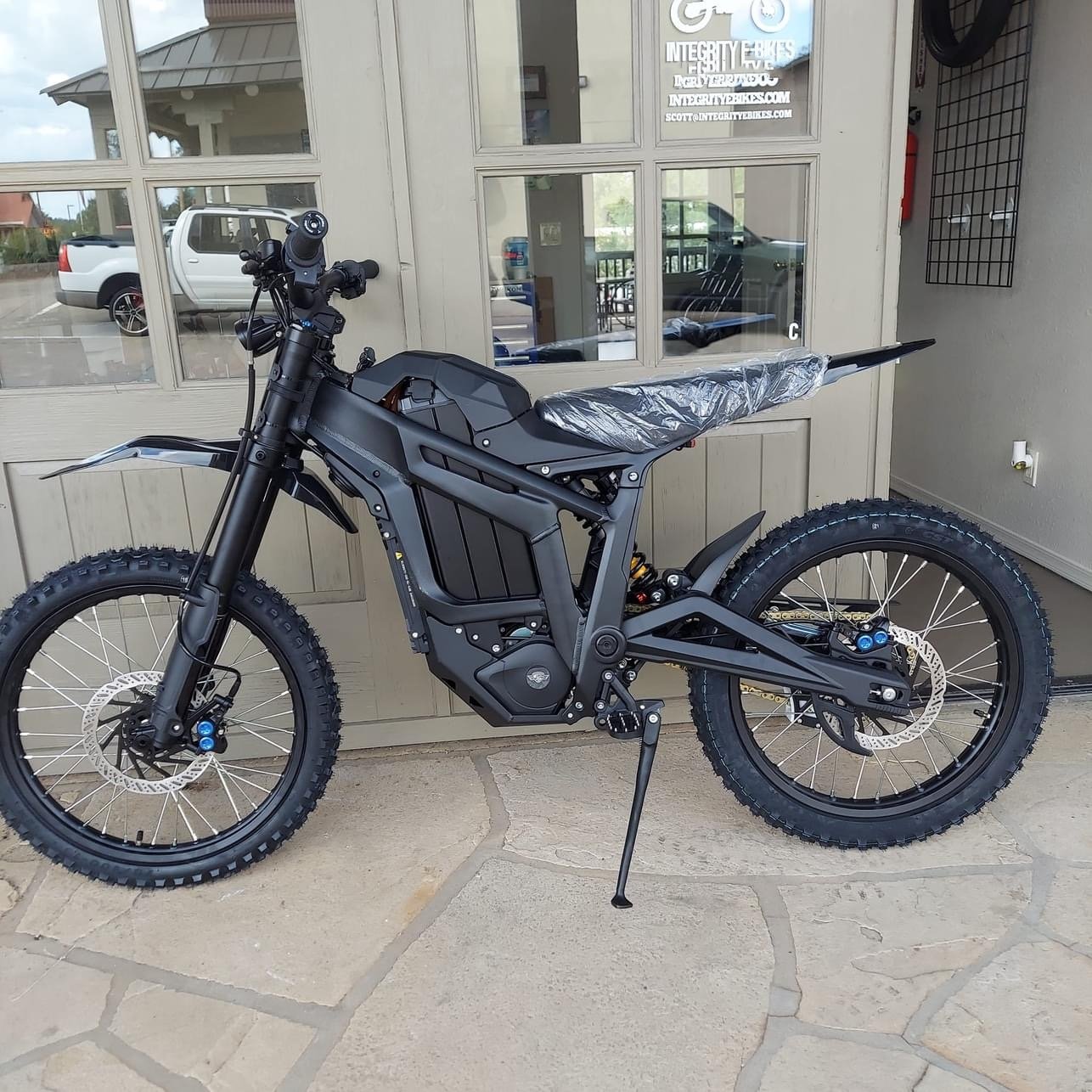 2025 New Talaria Sting R MX5 Pro 13000W 72V 40Ah Sting R Pro Off Road Racing Electric Motorcycle Dirt Bike