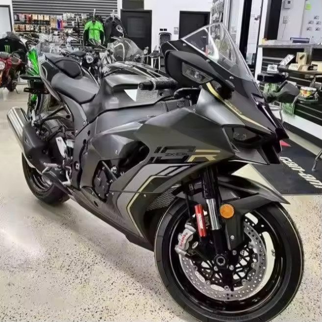 POPULAR IN DEMAND FOR 2024 Kawasakis Ninja ZX 10R KRT Edition MOTORCYCLE