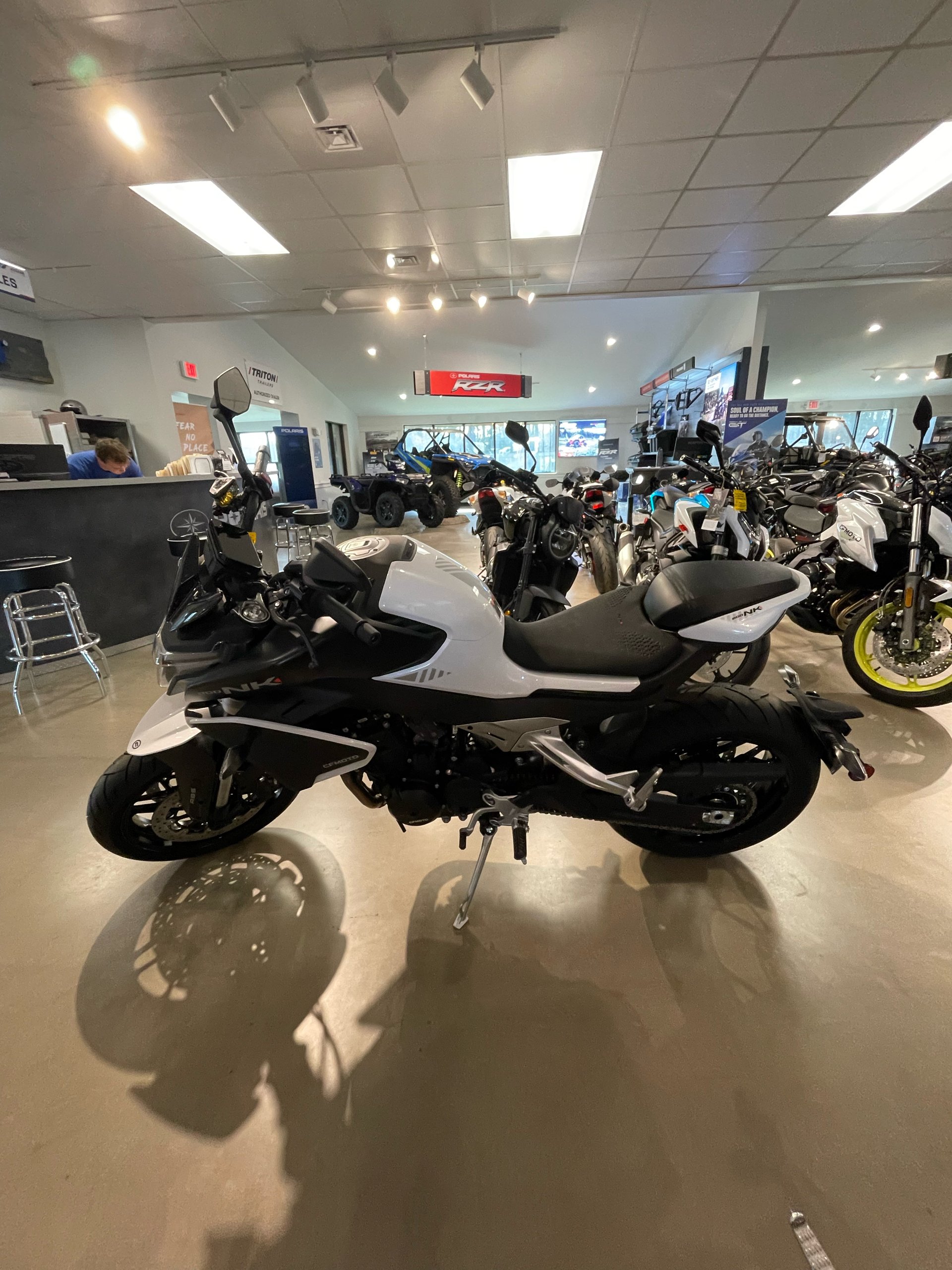 Discount Price offer New 799cc 2024 CFMOTOs Sportbike Motorcycle 800NK For Sale - Ready To Ship