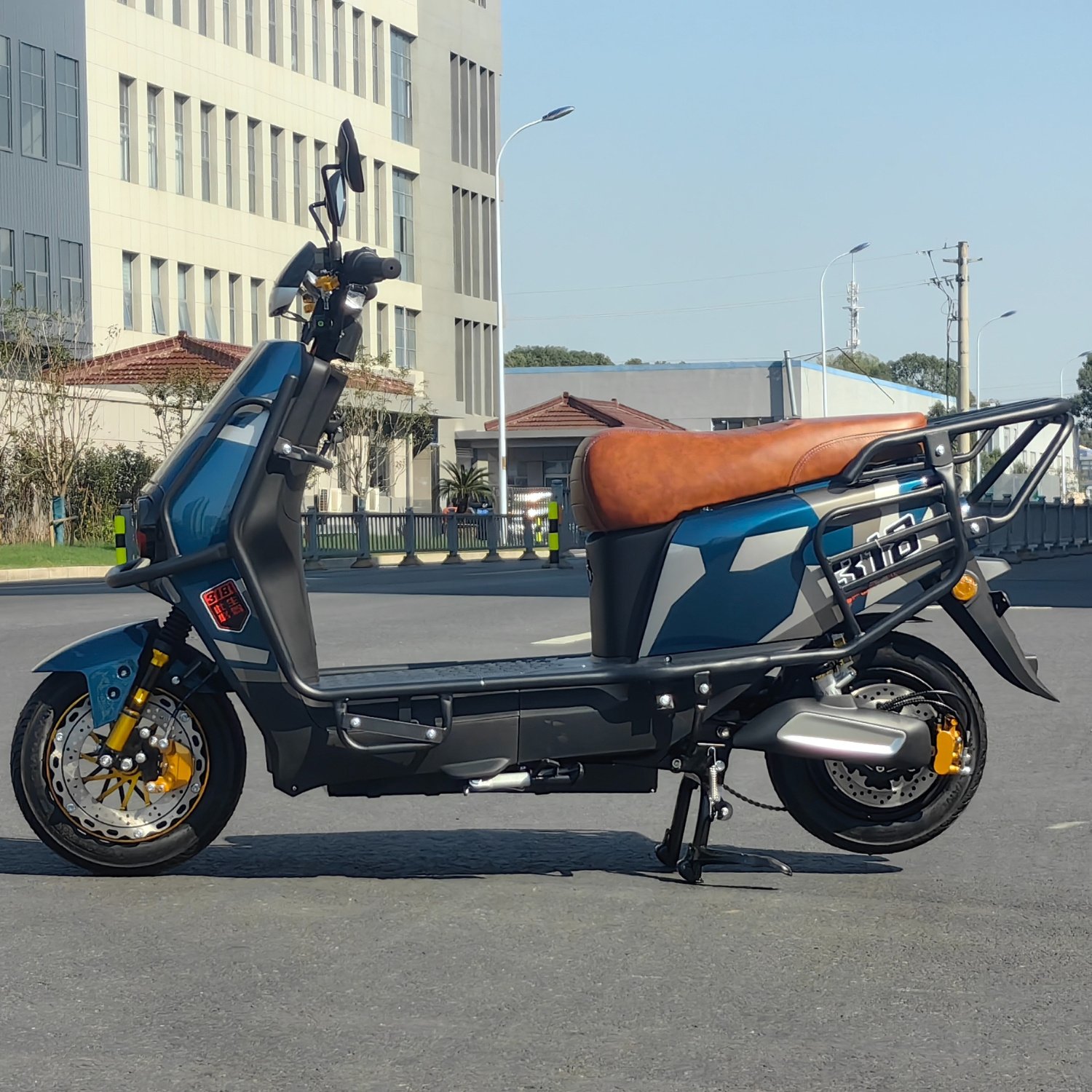 Outstanding Quality Custom Electric Off Road Scooter Sportbikes 40-60km/h 1200W 72V Two-Wheeled Adult Electric Motorcycles