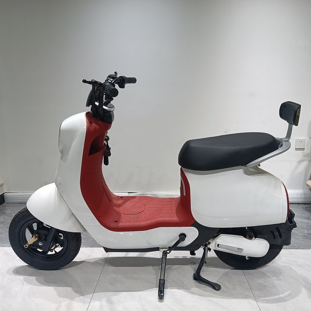 Wholesale 2024 Hot Selling Chinese Electric Bike Adults Electric Scooter